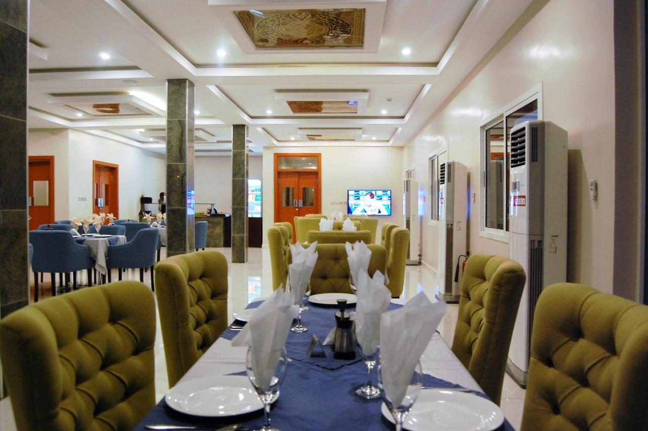 Hôtel R & K Guest Palace à Kano Extérieur photo
