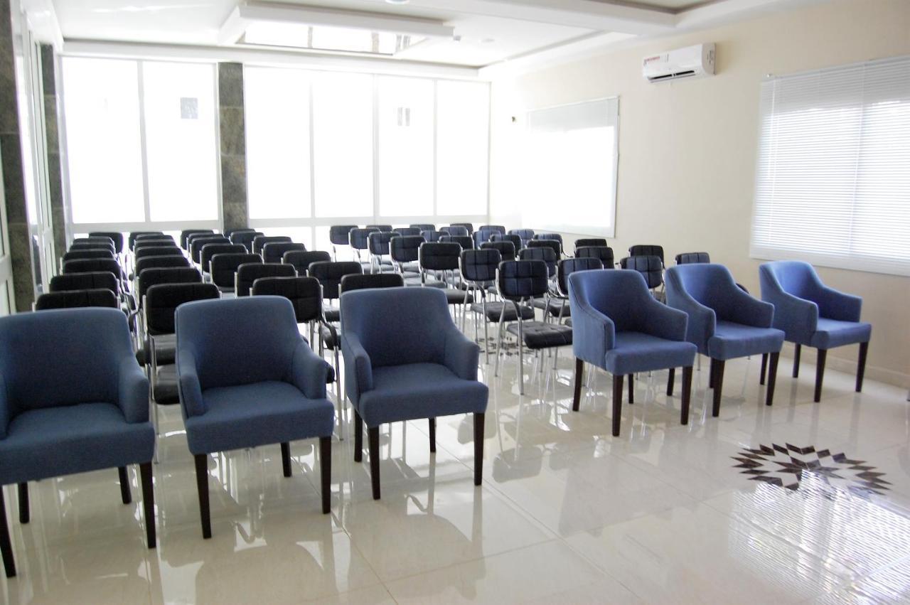Hôtel R & K Guest Palace à Kano Extérieur photo