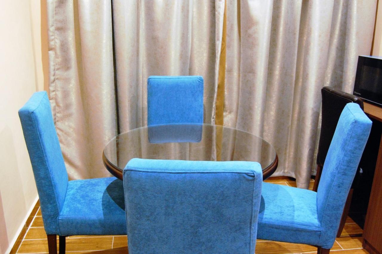 Hôtel R & K Guest Palace à Kano Extérieur photo